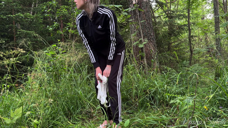 Vasya Sylvia: I Spy on a Fragile Girl Changing Clothes in the...