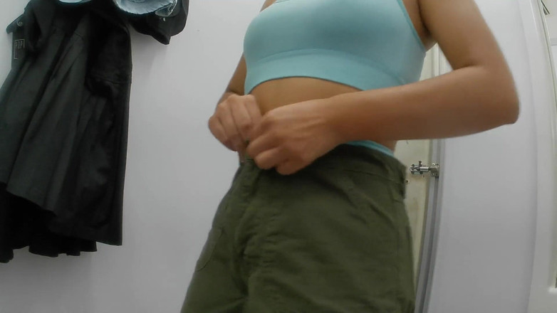 zendella usain: ドレッシングルームキャビンアマチュアカメラ