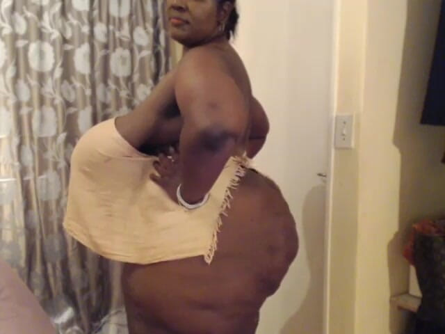 Legendary Booty Overdose: Ebony BBW Teasing and Walking Around Butt Naked