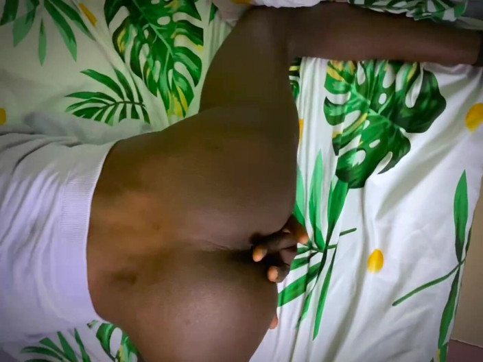 Stilesbhalifa1: Coinquilini Neri Arrapati 2