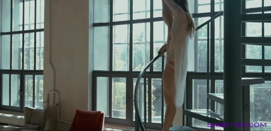 SANKTOR: Naked ballet dancer . Art erotic video.