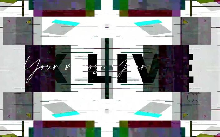 Squirt rain: 집에서 큰 딜도에 따먹히는 핫한 라틴계 여자