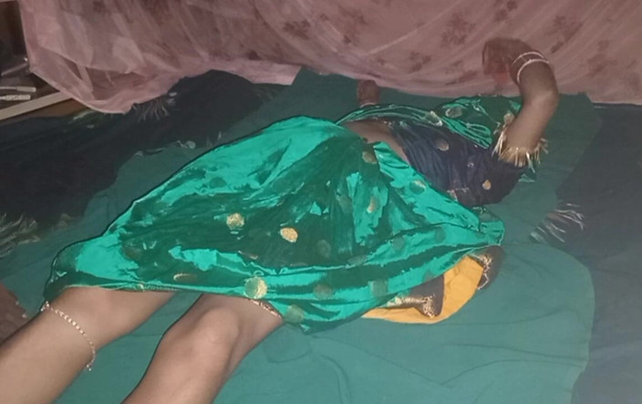 Sital: 新しいインドのビューティーフルムスリムガールフレンドとデシ女の子のセックス