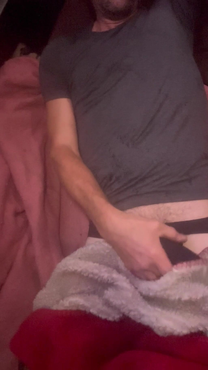 Disb33: Straight Hottie Roommate Caught Jerking off and Lets You Stay...