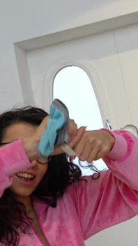 Theen Who Likes to Wet Her Self