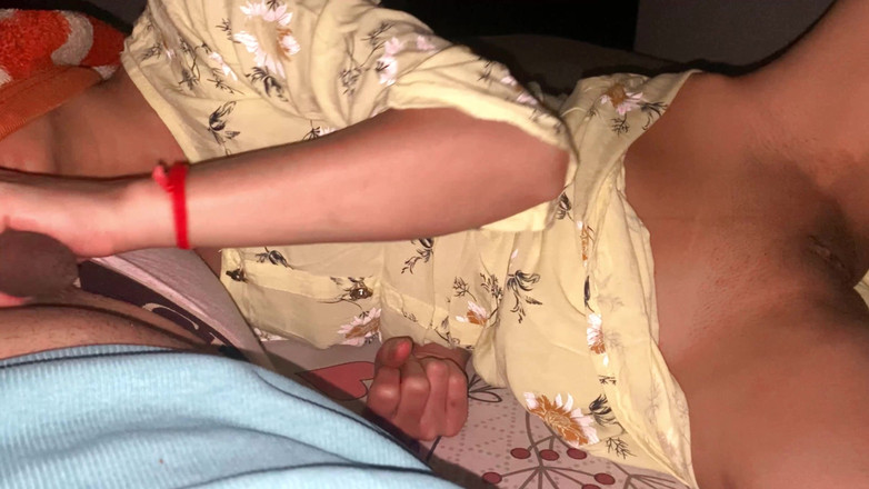 Desifilmy45: Strávila s Bhabhi celou noc