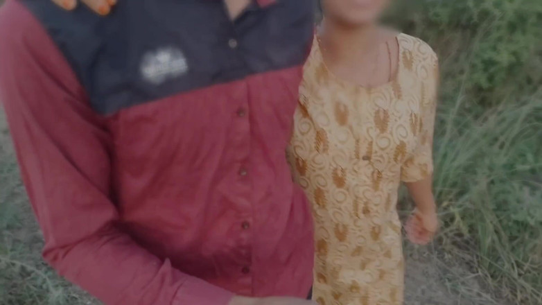 Fuckkkker: Desi vesnice Randi Udělat šukání hindských vlogů s přítelem, venkovní hindský...