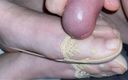 Zsaklin&#039;s Hand and Footjobs: Дрочка ногами, фетиш ступнями с сексуальными пальцами ног в любительском видео