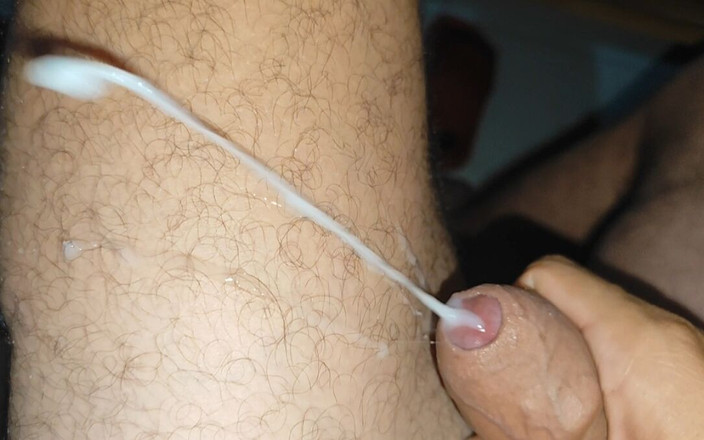 Straight Daddy Club: Ejaculare monstruoasă incredibilă de spermă