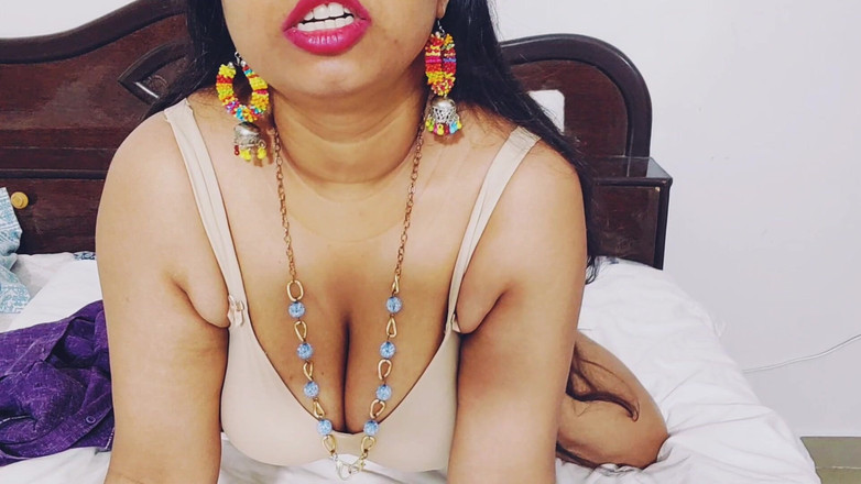 Hotty Jiya Sharmaa: Chica de 18 años digitación coño mojado en videollamada con orgasmo...