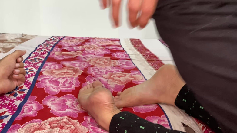 Desifilmy45: Riya Patronun Yorgunluğunu Hafifletti, Tüm Geceyi Otelde Geçirdi Ve Harika...