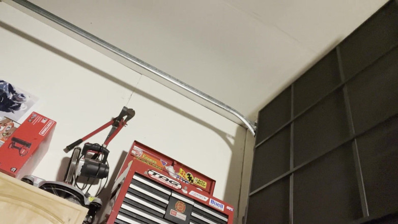 Christian Wilde: Mantido em uma caixa na minha garagem, como um brinquedo...