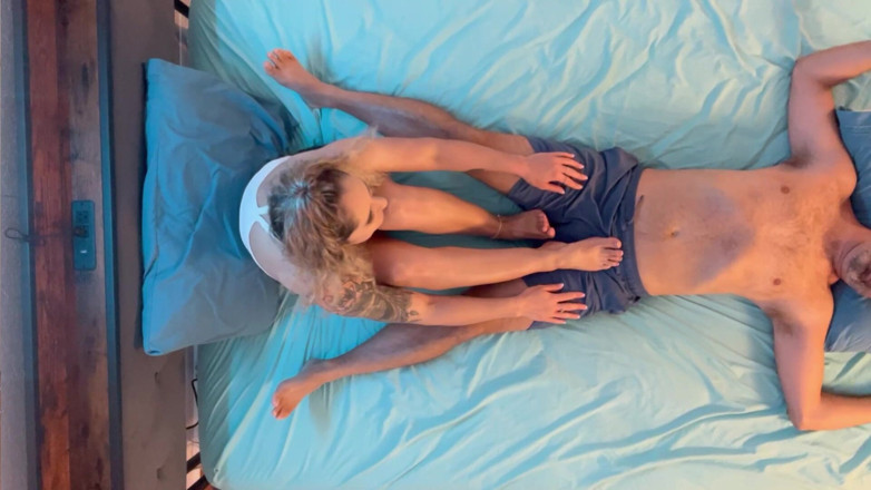 Island Boy Vids: Akira Shell with an Amazing Footjob