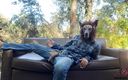 Arthur Eden aka Webcam God: C&amp;#039;è un lupo mannaro sul mio divano (4K)