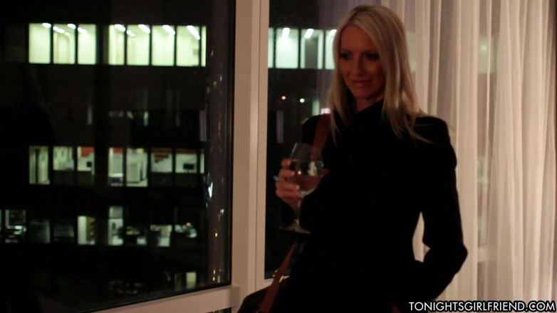 Tonight's Girlfriend: Emma Starr