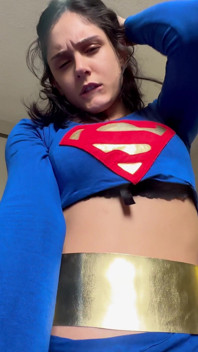 Supergirl Mesmerized - Dominance k poslušnosti