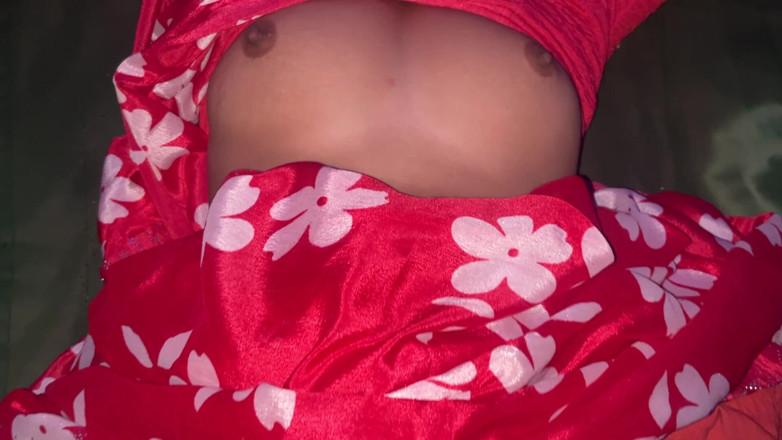 Ritu: Rasmalai figa della cameriera India