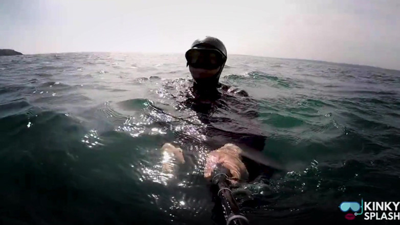UKCuteGirl Lucy Lauren: Diving in My Shiny Two-piece Wetsuit
