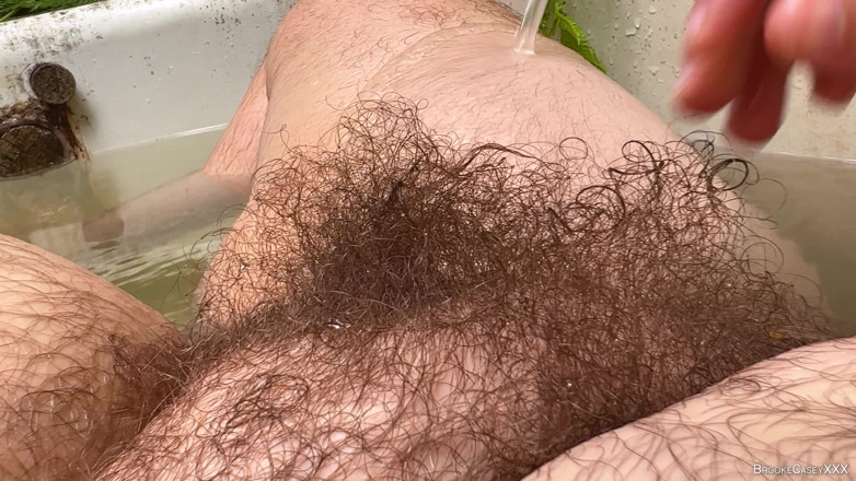 Brooke Casey: Bobbing untuk Bush