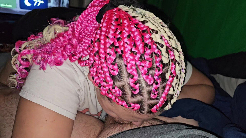 Funhousewife69: 오지는 펠라 아름다운 눈이 쳐다보고