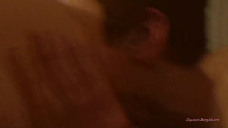 Glamour: 3 người một con cu vào miệng tôi và của...