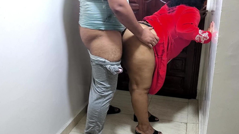 Arabic Bbw: En casa