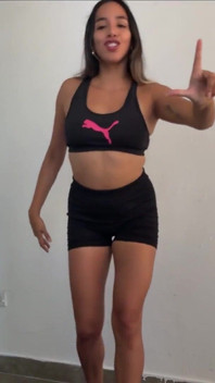 Dependent de gymrats și fabric musculare venerare Biceps Abs Femdom zeiță răsfățată