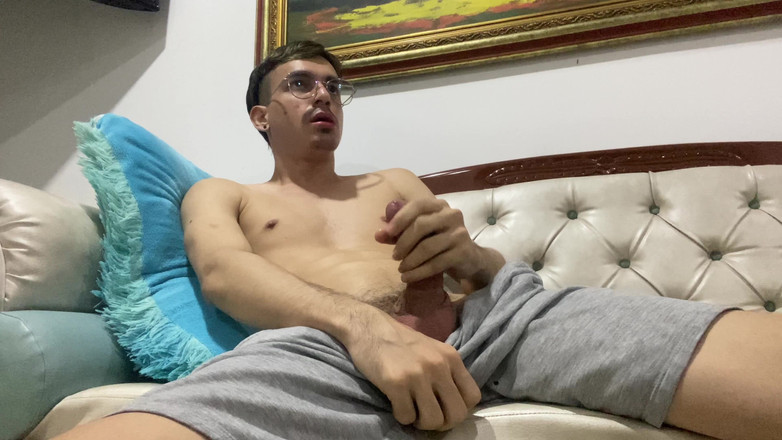 Andrews Perverts: Стыдно, твинк жевает