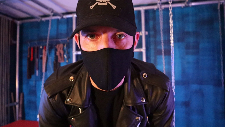 TomBakerBDSM: Je m’excuse pour cette petite bite (4k)