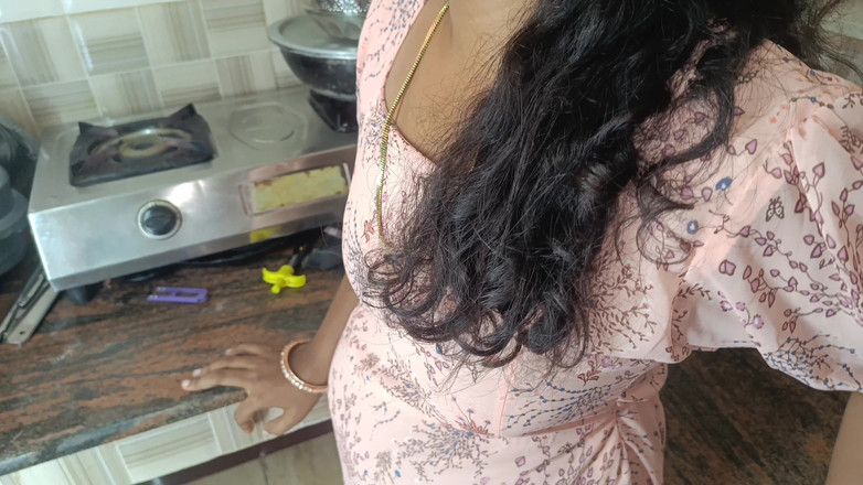 Laxi ammu: Chennai Dona de casa