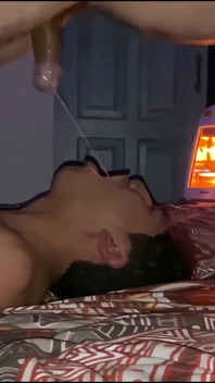Enquanto ele estava no trabalho - eu levei o namorado dele
