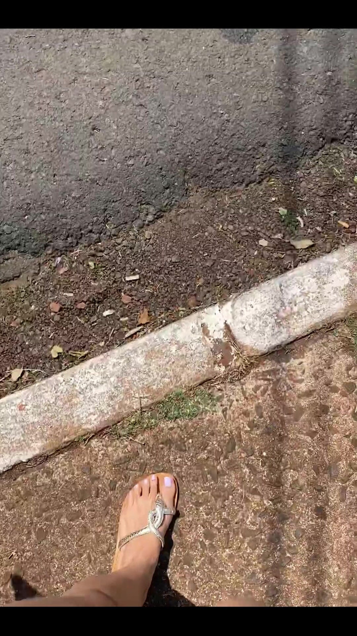 KiffaFeet: मुझे इस फ्रेंच नाखूनों से प्यार है