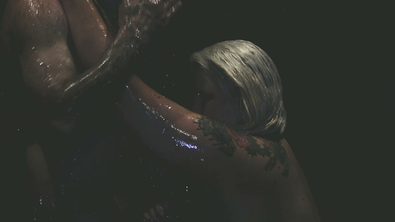 Harry River: Shared Shower