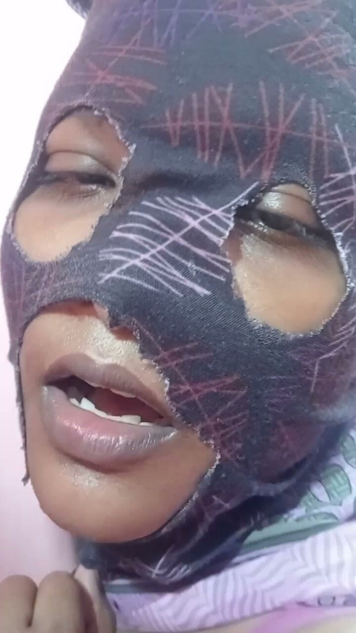 Tamil lesbian: Manžel manželka sexy zezadu před přáteli
