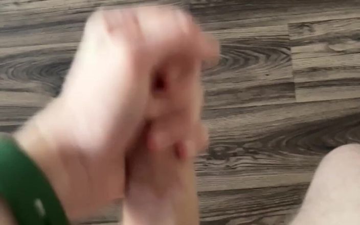 Johnny69227: Mijn kontplug viel bij het klaarkomen - intense masturbatie, vibrator