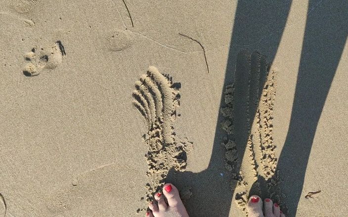 Putarankahotmilf: Pés bonitos na praia