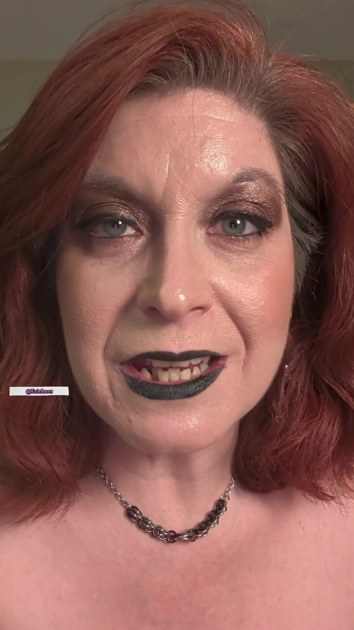 Elianna: Femdom Degrading JOI