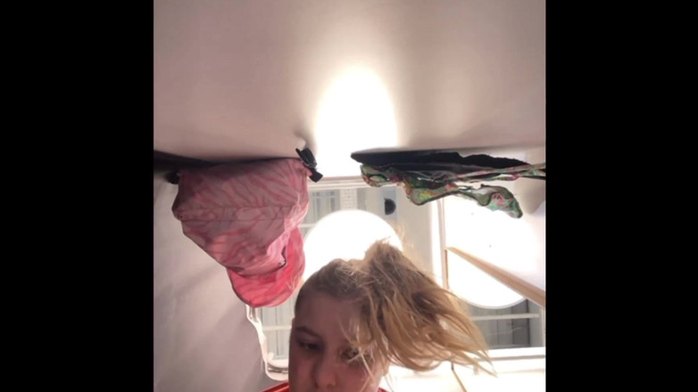JuiceLussie: Extreme Anal Fucking and Squirt in a Place
