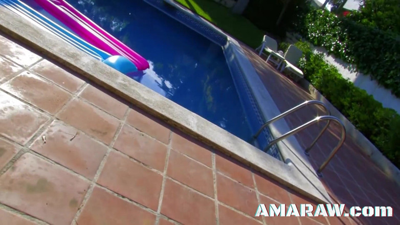 Amaraw: Brunette bombshell Gigi Love Slides down a big cock outdoors