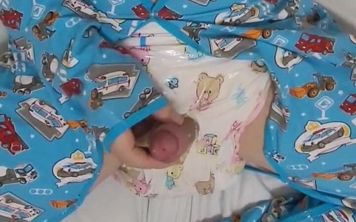 Kinky DL: Hot Abdl Pees Over Himself and Cums