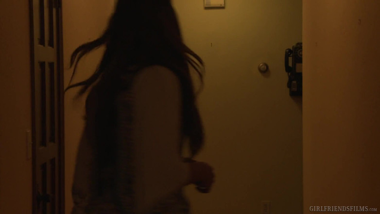 Girlfriends Films: Cherie deville ngentot sensual sama sahabatnya sendiri