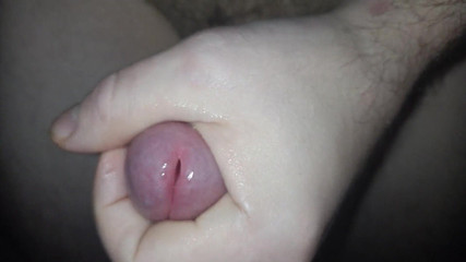 Uhri: 特写手淫未割包皮鸡巴 2