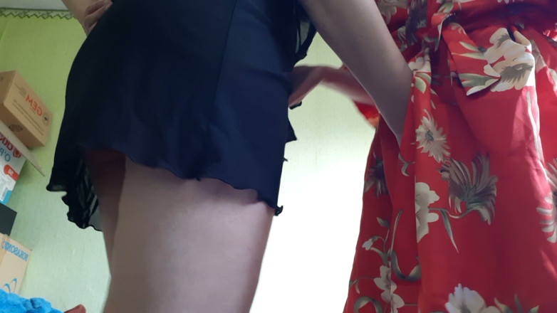 Lesbian-candys: I'm Fingering My Boyfriend's Mom While He Takes a Shower