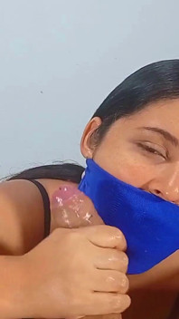 Over-the-mouth Sock Gagged 20-year-old Latina Amateur Gives Handjob Like a Pro!