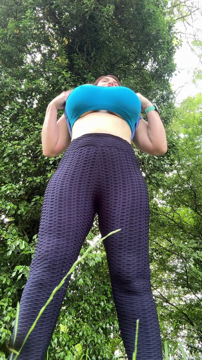 Sophie James: Ultramarathon caminata al aire libre juego intermitente pis desesperación