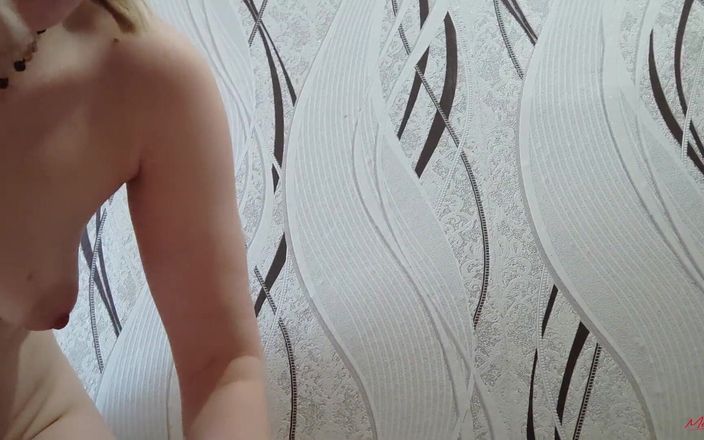 Meri-Mouse: Flyder di sperma ud af kusse ind io il mio...