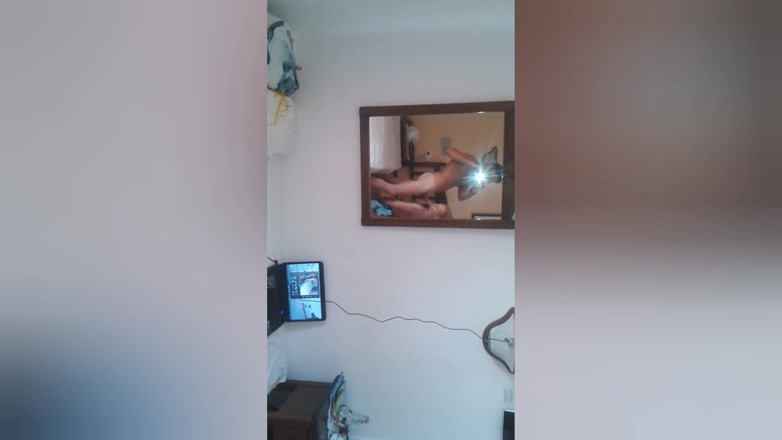 Selena701: Selena's Naked Dance Posing on Cam
