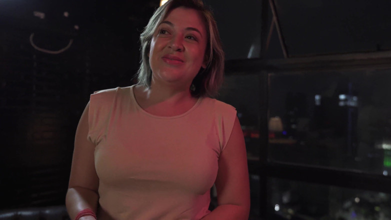 Sex Arte: Geil met volle tepels - Leticia Ferola