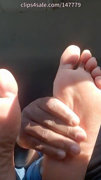 Our POV Rubbing on Amazon Goddess Warm Dry Size 11 Soles