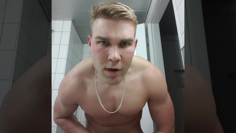 Ridley Dovarez | Gaysight: Jordan Fox's eerste spuit